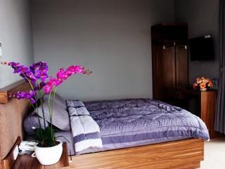 Hotel Super Oyo Collection O 92277 Setra Priangan